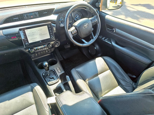 Toyota Hilux Legend 2.8 GD-6 4x4 in Botswana