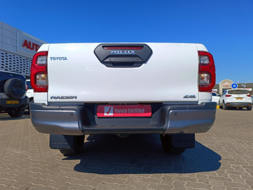 Toyota Hilux Legend 2.8 GD-6 4x4 in Botswana