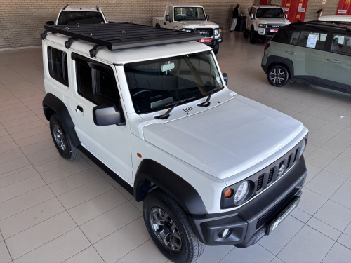 Suzuki JIMNY 1.5 GL in Botswana
