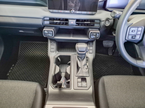 Toyota Rav 4 HEV GX in Botswana