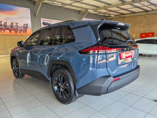 Toyota Rav 4 HEV GX in Botswana