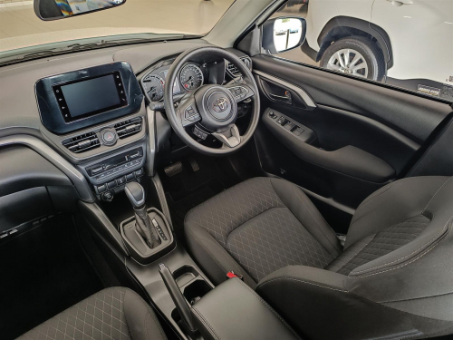 Toyota Urban Cruiser 1.5 XR in Botswana