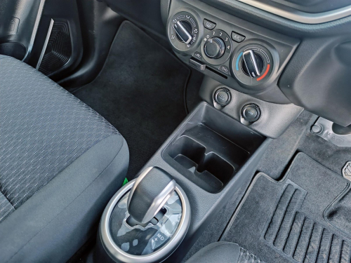 Toyota Vitz 1.0L XR A/T in Botswana