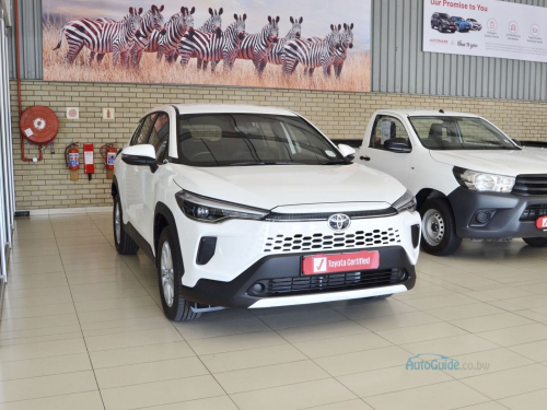 Toyota Corolla Cross 1.8 XS HEV A/T in Botswana