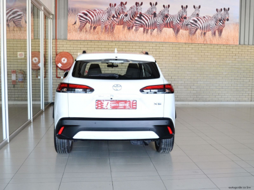 Toyota Corolla Cross 1.8 XS HEV A/T in Botswana