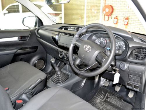 Toyota Hilux LWB 2.4L in Botswana