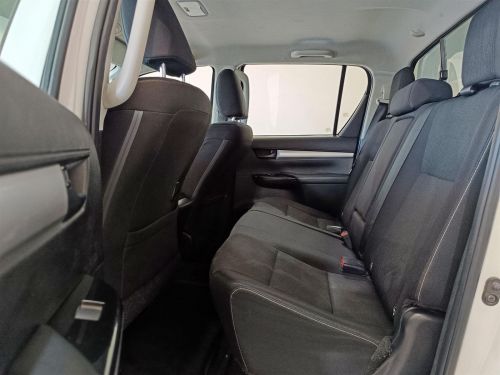 Toyota Hilux Raider GD-6 2.4 4x4 AT in Botswana