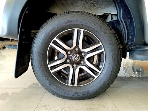 Toyota Hilux Raider-X GD-6 2.4 4x4 AT in Botswana