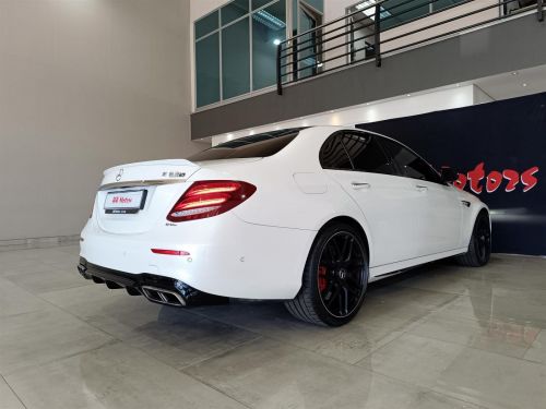 Mercedes-Benz E 63S AMG V8 Bi-Turbo in Botswana