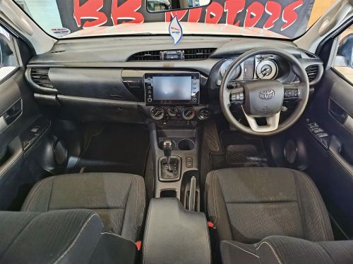 Toyota Hilux Raider GD-6 2.4 4x4 AT in Botswana