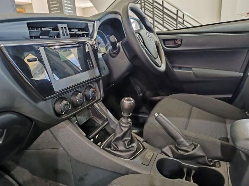Toyota Corolla Quest 1.8 in Botswana