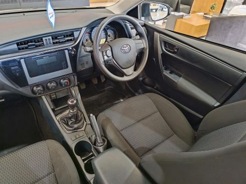 Toyota Corolla Quest 1.8 in Botswana