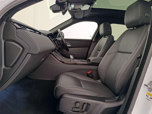 Range Rover Velar 3.0D D300 R-Dynamic SE in Botswana