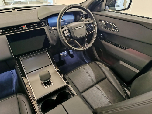 Range Rover Velar 3.0D D300 R-Dynamic SE in Botswana