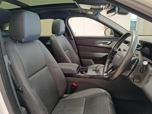 Range Rover Velar 3.0D D300 R-Dynamic SE in Botswana