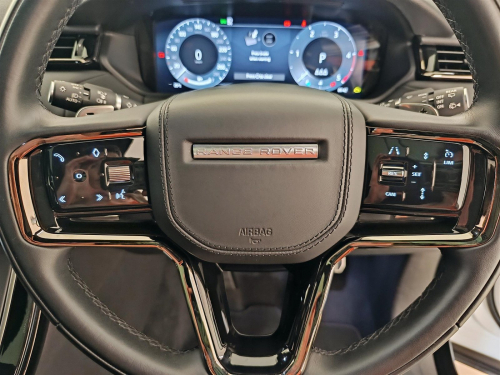 Range Rover Velar 3.0D D300 R-Dynamic SE in Botswana