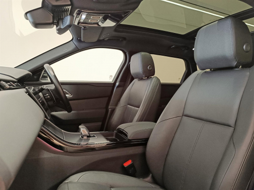 Range Rover Velar 3.0D D300 R-Dynamic SE in Botswana