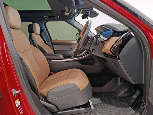Range Rover Sport 3.0D 258kW D350 Dynamic SE in Botswana