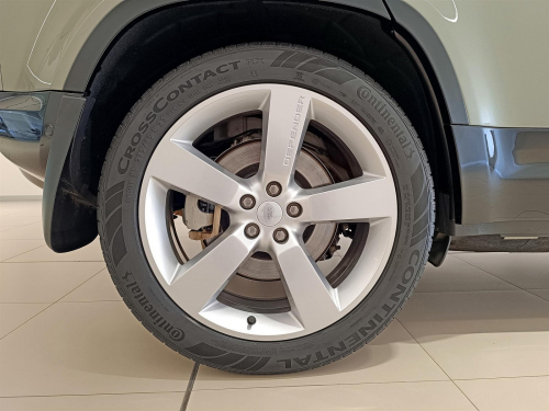 Land Rover Defender 110 3.0D D300 X-Dynamic HSE in Botswana