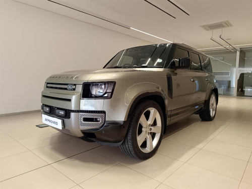 Land Rover Defender 110 3.0D D300 X-Dynamic HSE in Botswana
