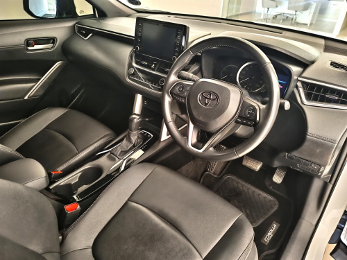 Toyota Corolla Cross 1.8L XS HEV in Botswana