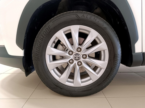Toyota Corolla Cross 1.8L XS HEV in Botswana