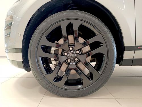 Range Rover Evoque 2.0D 132kW SE in Botswana