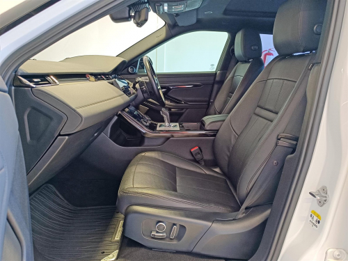 Range Rover Evoque R-Dynamic in Botswana