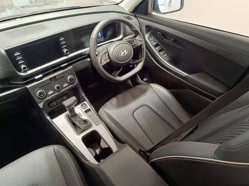 Hyundai Alcazar 2.0 Executive 7 Seater in Botswana