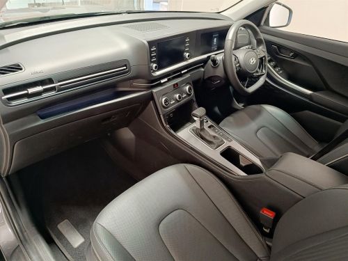 Hyundai Alcazar 2.0 Executive 7 Seater in Botswana