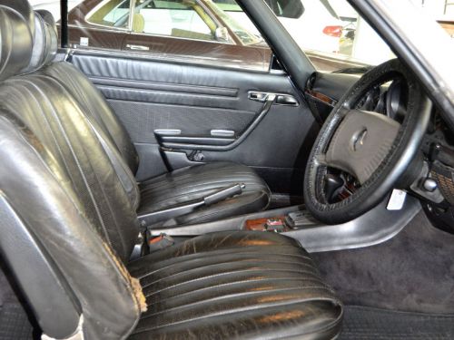 Mercedes-Benz 450 SLC in Botswana