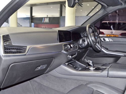 BMW X5 XDrive 30D in Botswana