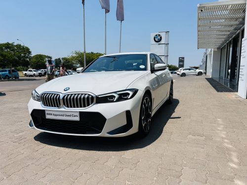 BMW 320i LCI in Botswana