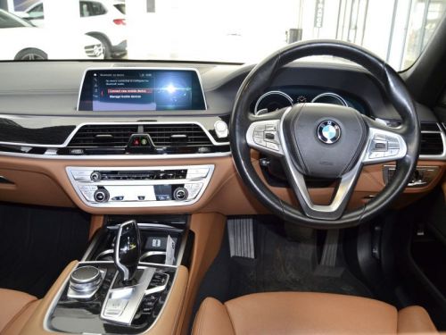 BMW 750i in Botswana
