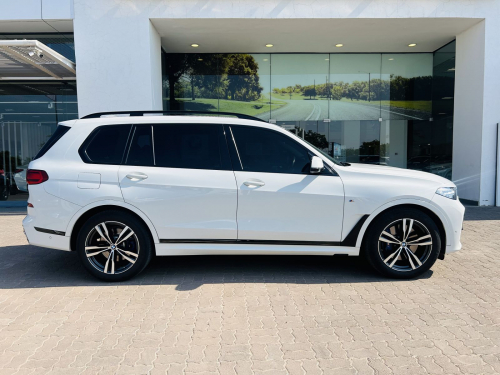 BMW X7 xDrive30d in Botswana