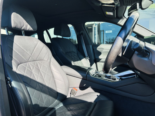 BMW X6 xDrive30d in Botswana