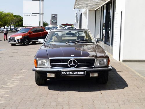 Mercedes-Benz 280 SL in Botswana