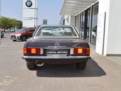 Mercedes-Benz 280 SL in Botswana