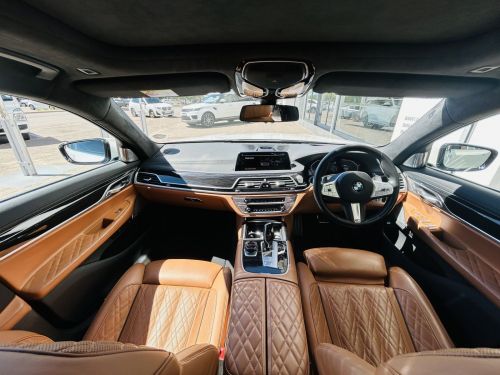BMW 750Li xDrive in Botswana