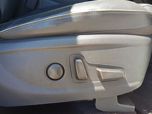 Hyundai Santa Fe R2.2 Executive in Botswana