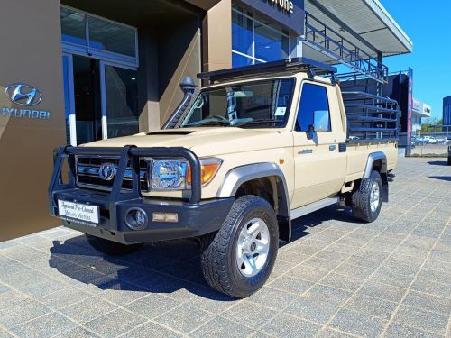Toyota Land Cruiser LX 79 4.5D V8 in Botswana