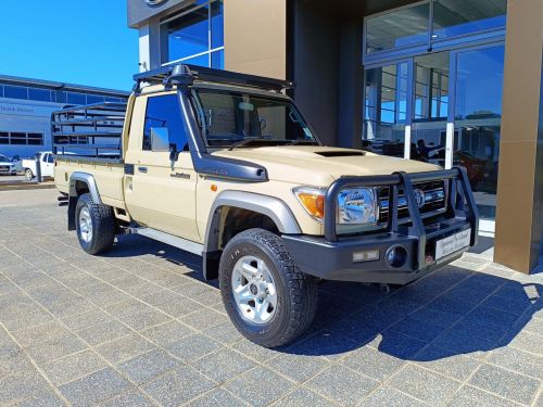 Toyota Land Cruiser LX 79 4.5D V8 in Botswana
