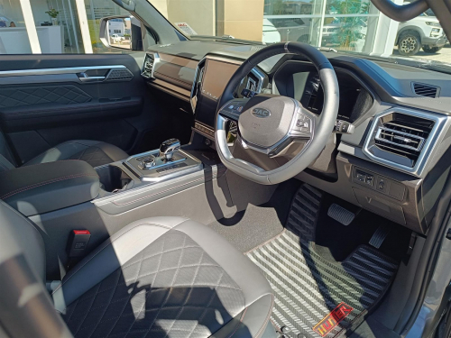 JAC T9 Hunter 2.0CTI AWD in Botswana