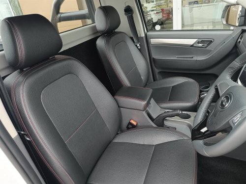 JAC T6 S/Cab 2.0L CTi in Botswana