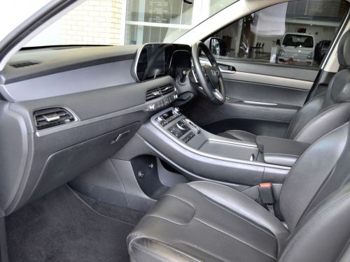 Hyundai Palisade Elite - 7 Seater in Botswana