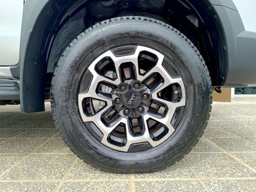 JAC T9 Super Lux 4x4 2.0L CTi in Botswana
