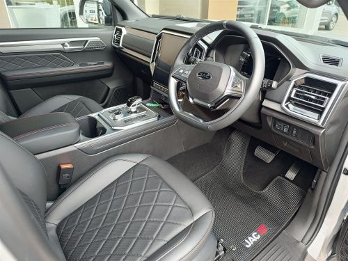 JAC T9 Super Lux 4x4 2.0L CTi in Botswana