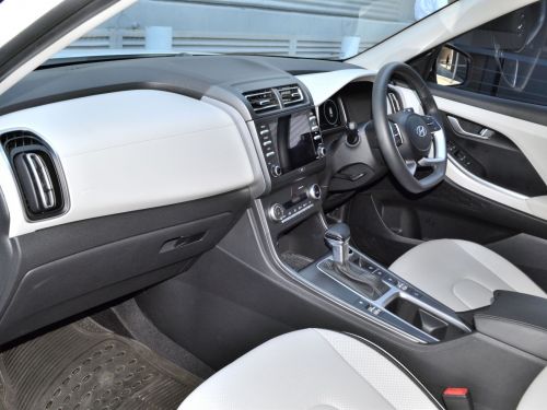 Hyundai Grand Creta - 7 Seater in Botswana