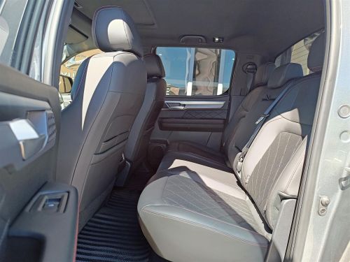 JAC T9 Hunter 2.0CTI AWD in Botswana