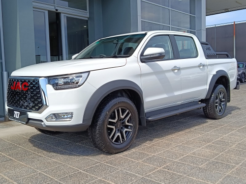 New JAC T8 D/Cab 2.0 CTi 4x4 LUX for sale in Gaborone